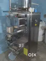 Water pouch machine with Ro plant 6 mahine Chali machine hai