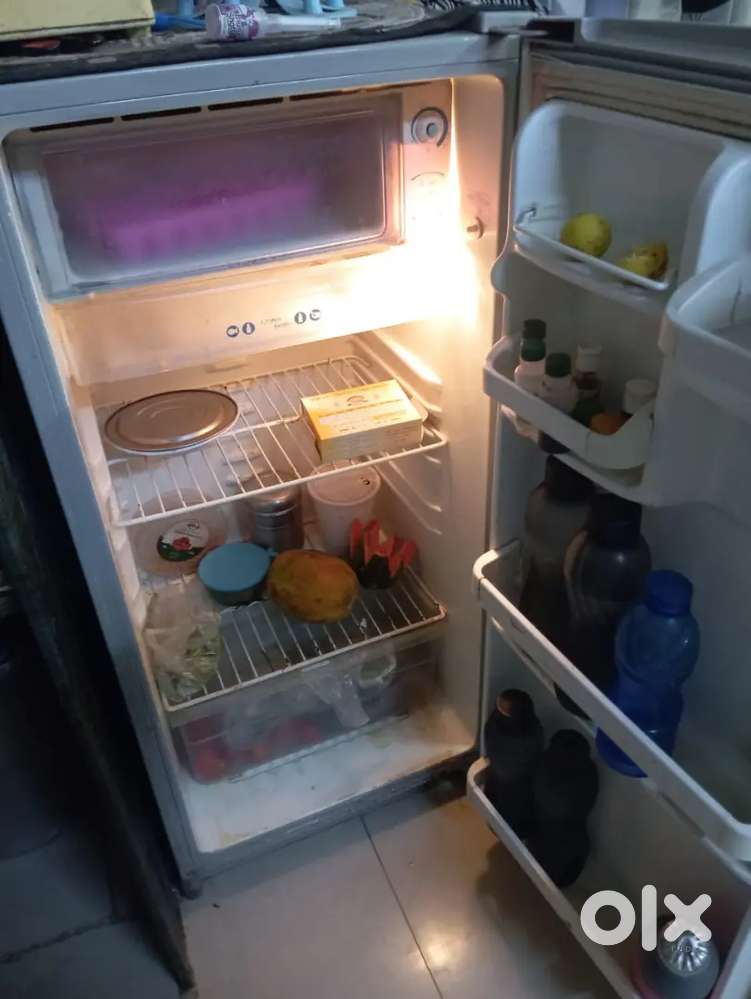 L g freez good condition