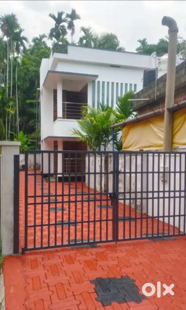 3BHK SEMI FURNISHED HOUSE FOR SALE