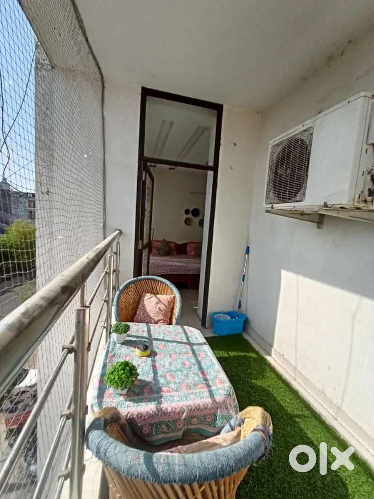 1 bhk newly constructed Full furnished flat for rent in raja park