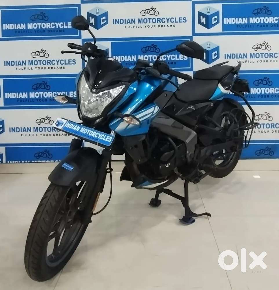 Bajaj Pulsar ns 125 blue colour