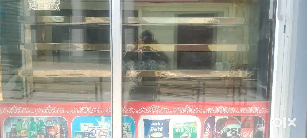 D fridges 3x6 fit. 3 lear.