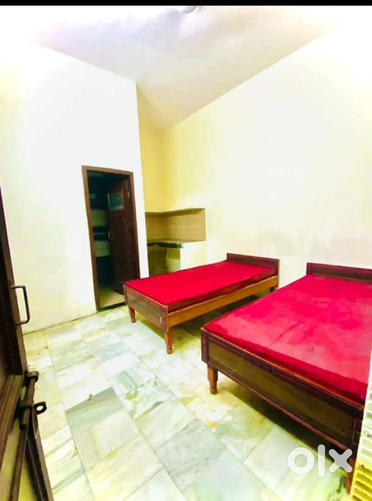 Pg for boys Near sector 58 59 74 75 Phase 1 3 5 7 8