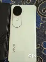 Vivo v 40e