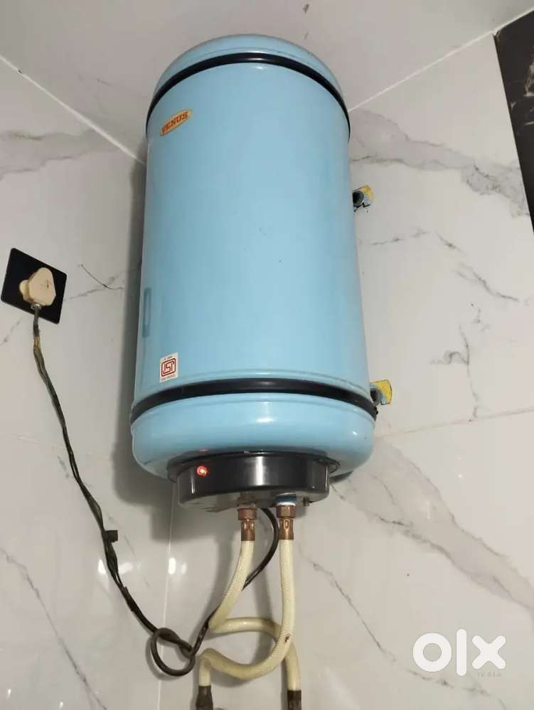 Venus  water heater 25 Liter.