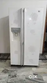 New condition fridge
