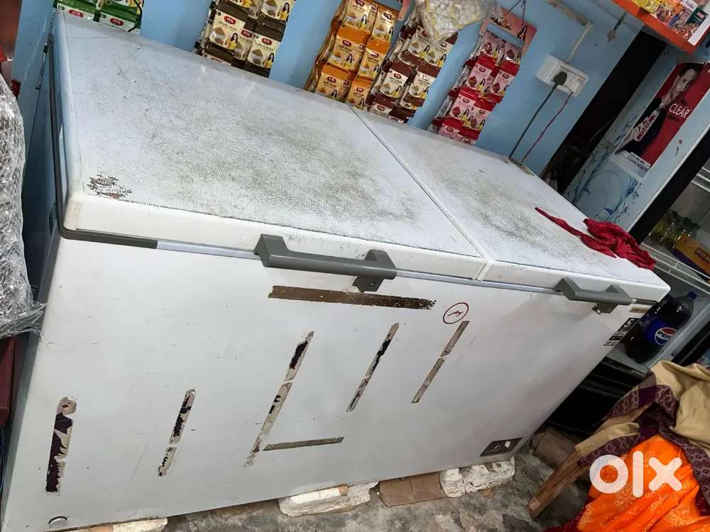 Godrej double door firdger