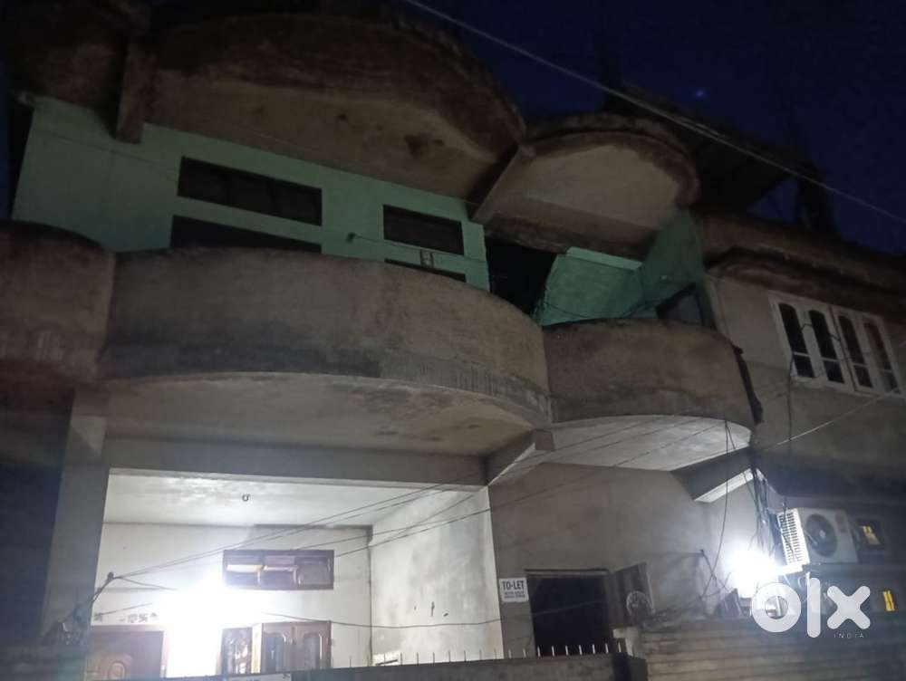 10 LECHA LAND WITH HOUSE AT LALGANESH FOR SALE