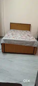 Diwan cum Single Bed having box with mattress in very good condition