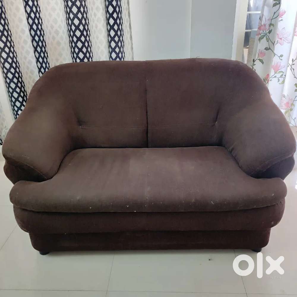 3 seater sofa for Rs. 3500( negotiable)