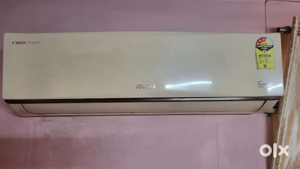 Voltas 1.5 Ton Inverter AC (2021) Excellent Condition  3 Star