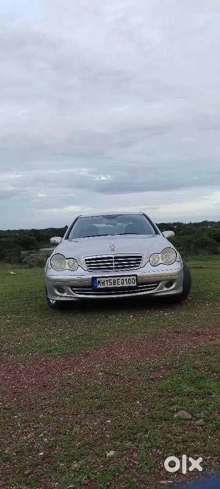 Mercedes-Benz C-Class 2005