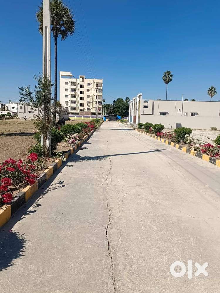 80% loanapproval ventu 200 sq:yd open plot for sale in gated community