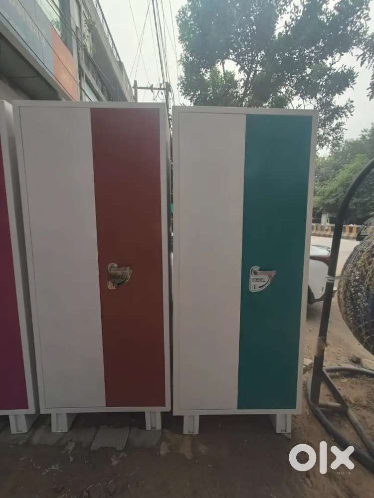 New metel almirah available 6.5 ft (Gurgaon sector 6
