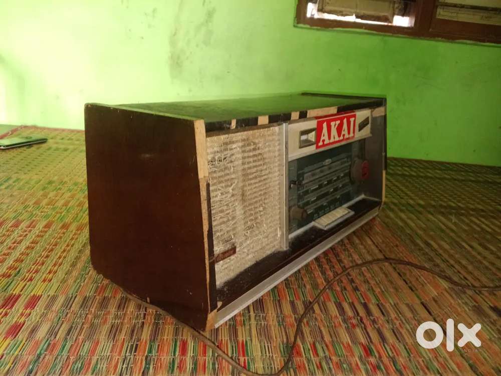Old akkai radio