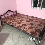4/6 Iron bed