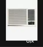 3 year old Whirlpool 1 Ton 3 Star Window AC