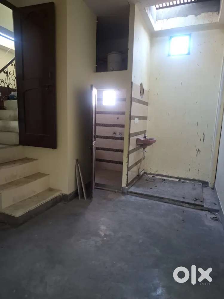 1 room with ataached bathroom