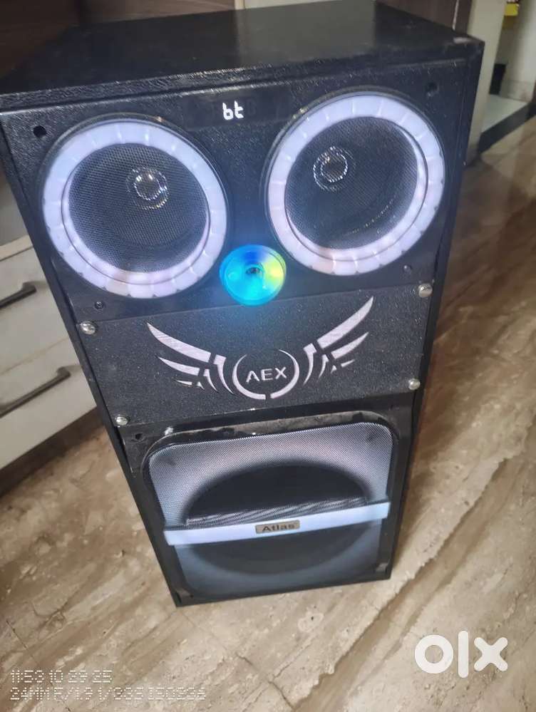 Dj tower speaker for rent perfect for parties,event & function
