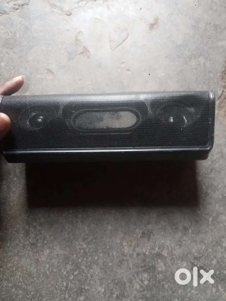 Good condition mein speaker hai working condition hai