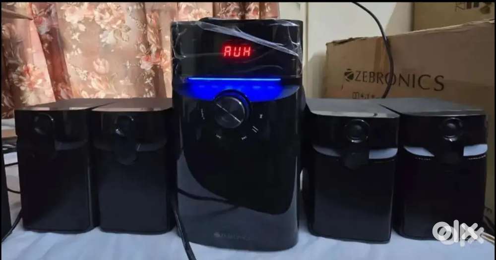 Audio Amplifier Home theatre  speakers