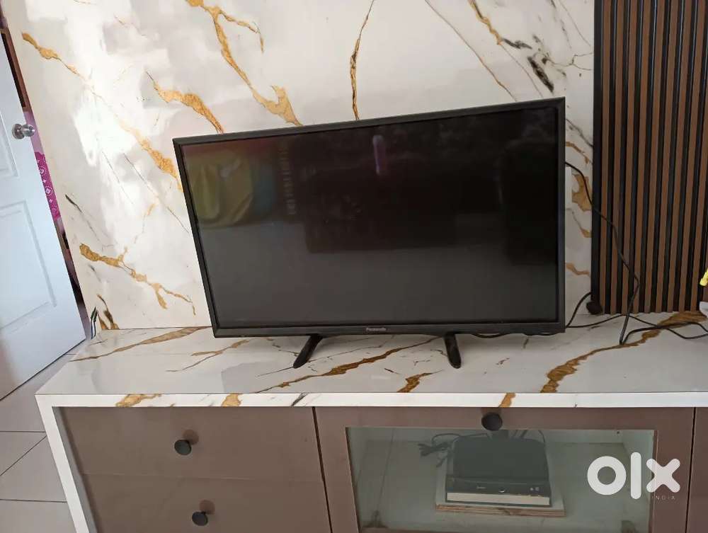 Panasonic TV 32 inch