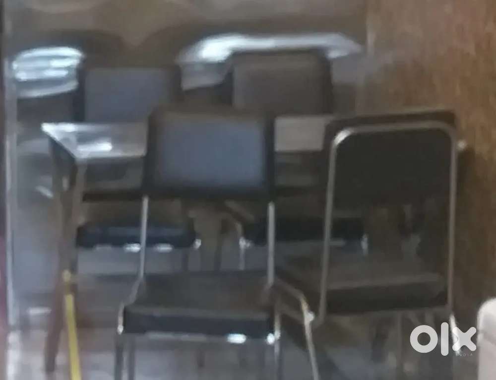 7 table and 28 chair