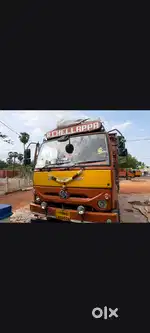 Ashoke leyland BS6 2022 MODEL with single owner