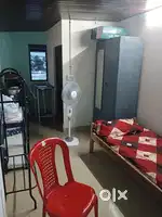 Single room near Thampanoor(electricity and water included)