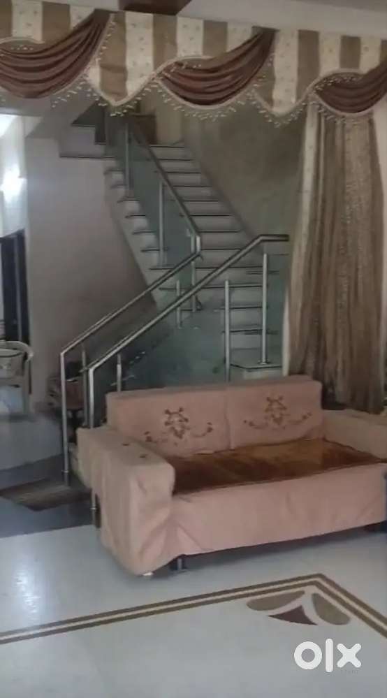 5BHK BUNGLOW ON SELL