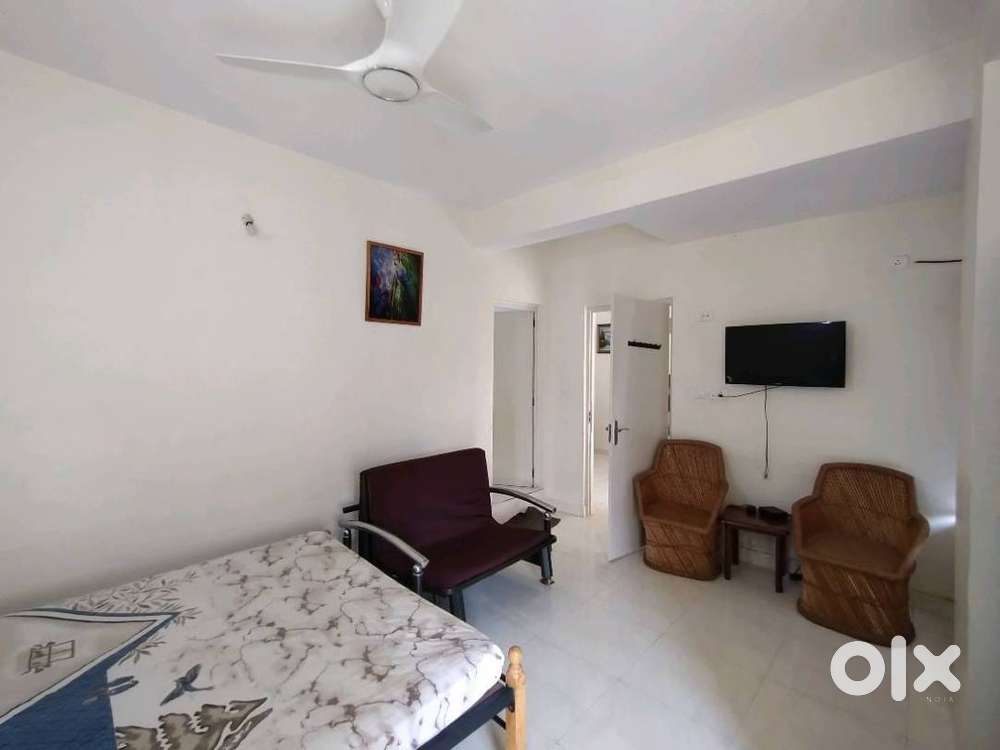 Furnished 1 bhk with and without balcony no brokerage bellandur