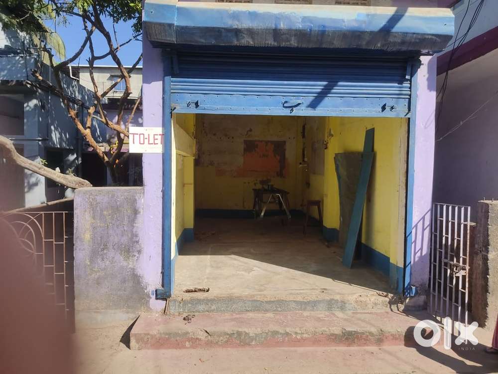 Just 30mtrs from NH31 and beside Lifeline Polyclinic.