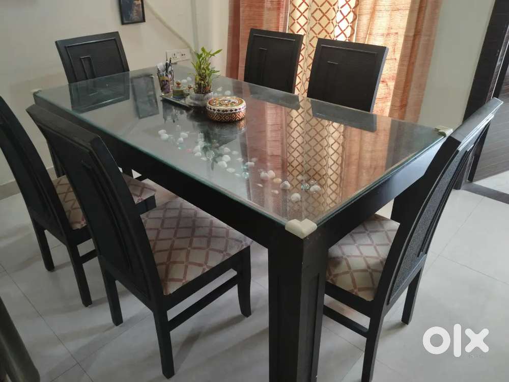 Dinning table