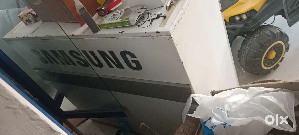 Vivo samaung back wall