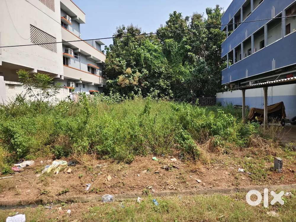 మంగళగిరి హైవేకి అతి సమీపంలో ఇళ్ల ప్రక్కన ప్లాట్ 430 గజాలు ప్లాట్