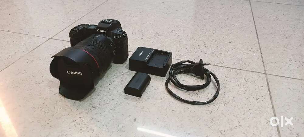 Canon EosR Camera Good Candition 1original batterys box
