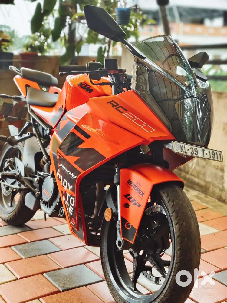 KTM RC 200 moto gp edition