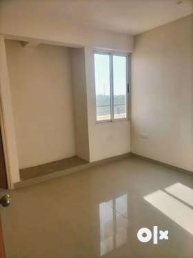 2 BHK Study Room  independent flat, 3rd floor , prime location, main Ajmer RoadAll facilities availa...