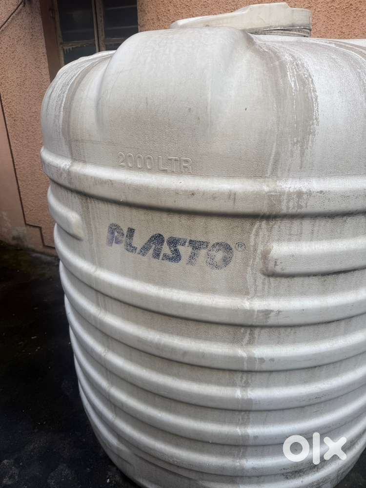 Want to sell 2000lit watet tank