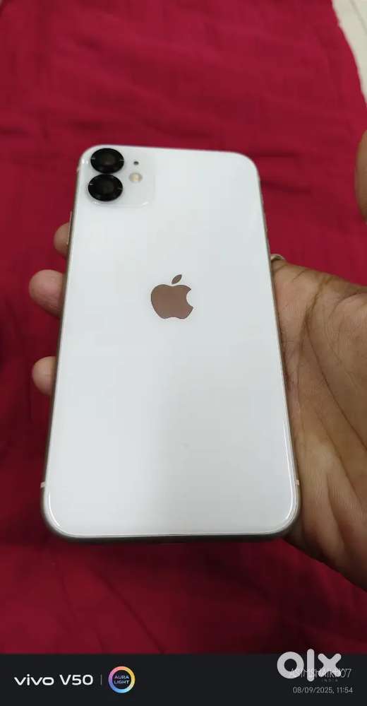 iPhone 11 good condition battery 78 no bill no box