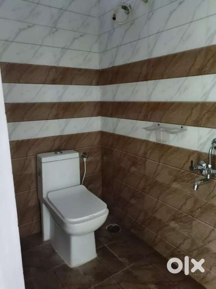 19k rent for 2bhk house in ITI layout near HSR layout