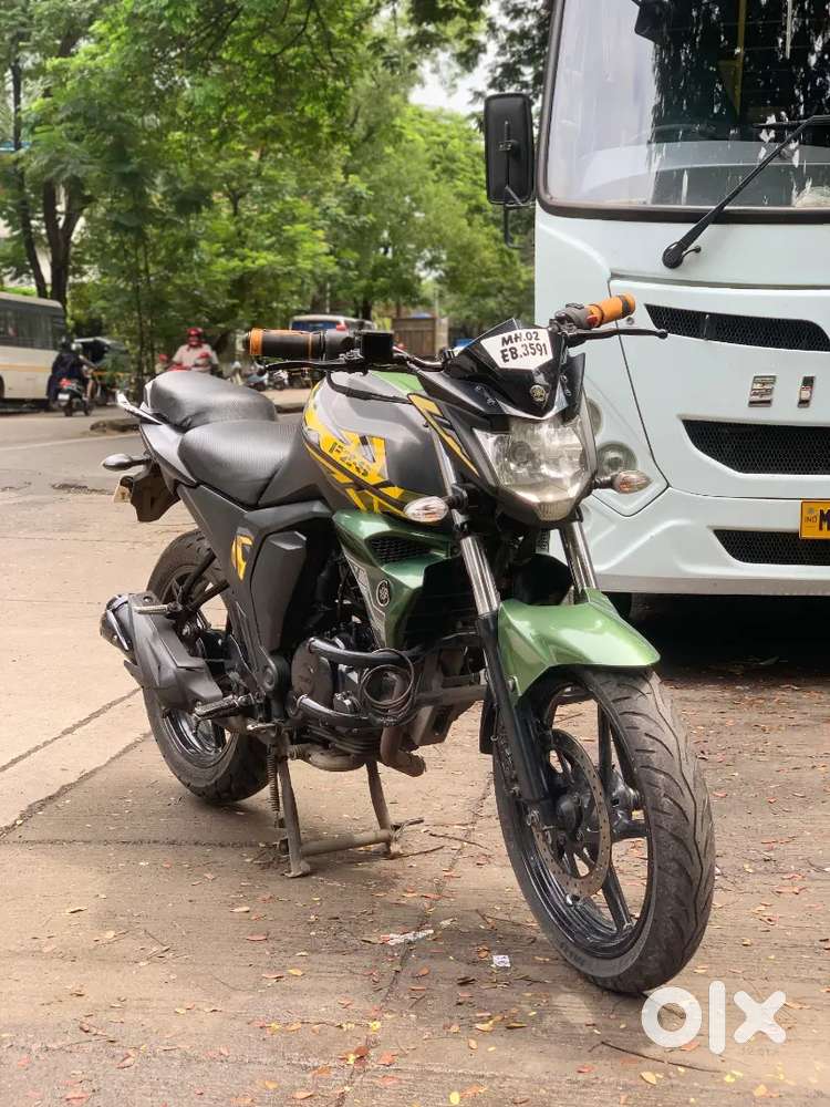 Yamaha FZ 2015 model