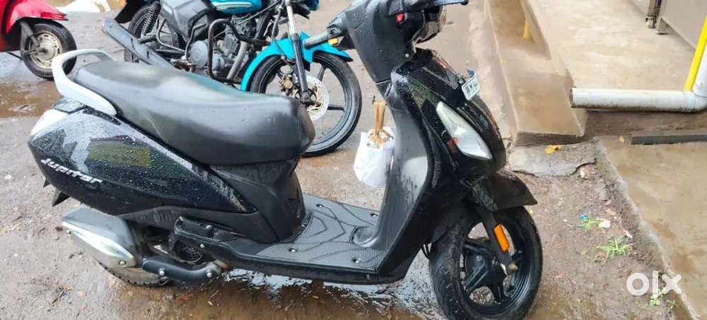 TVS Jupiter 110cc Zed black color