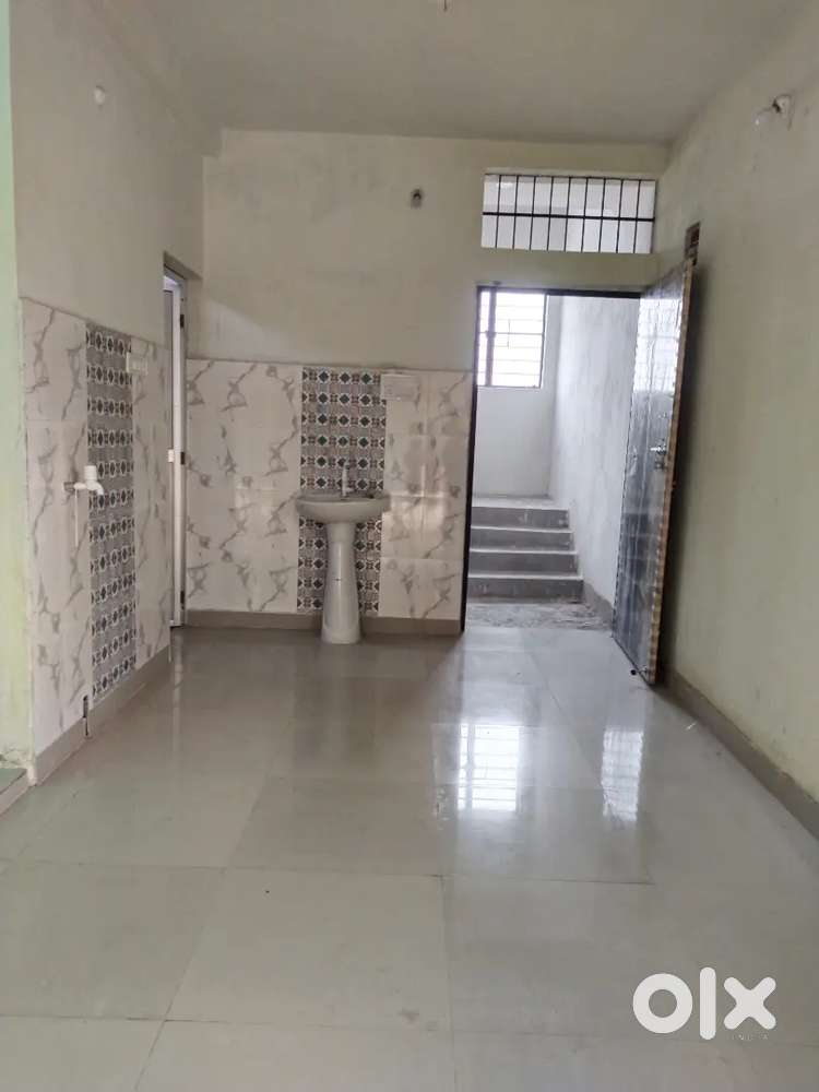 Rent house Chandni chowk warish colony mango j