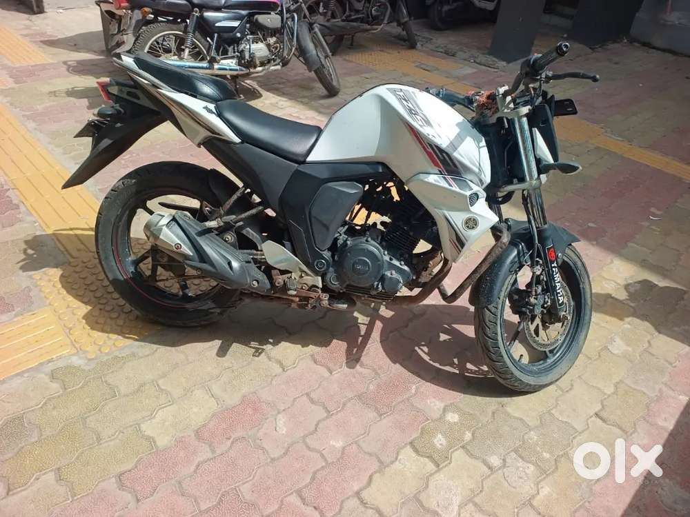 Yamaha FZs 2nd honour well maintained