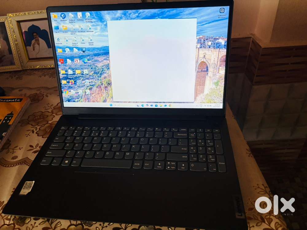 LENOVO V15 G2-ITL Laptop