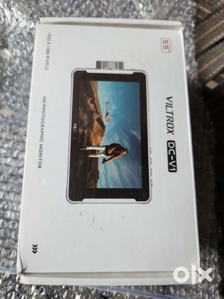 CAMERA MONITOR GIMBAL SIGMA 56 MM F.14 LENS