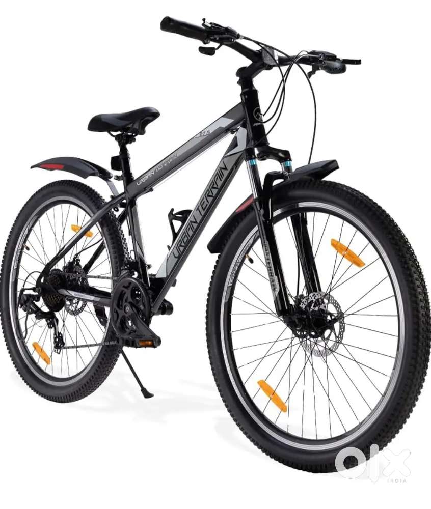 Shemaro Gears cycle and discs brake in both tyres.