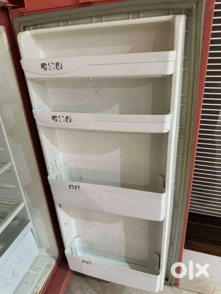 310 ltr godrej freeze