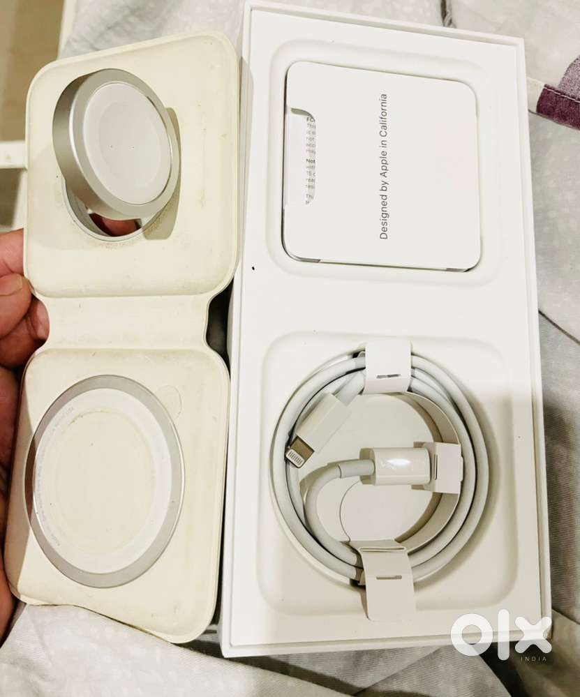 Apple wireless Chargerr